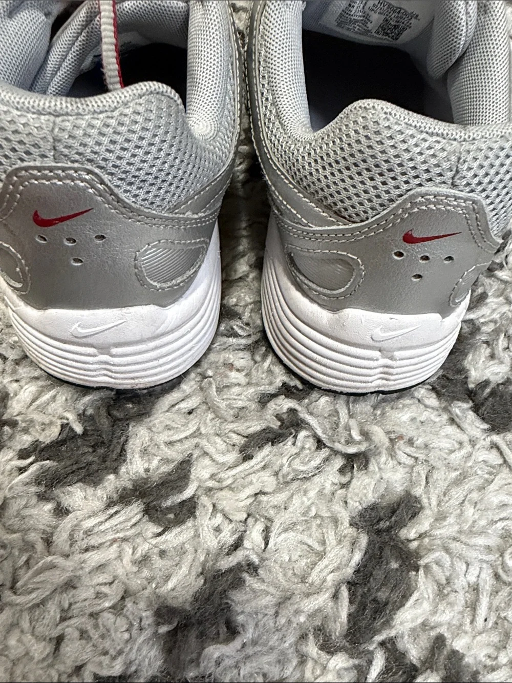 Nike Big Kids P-6000